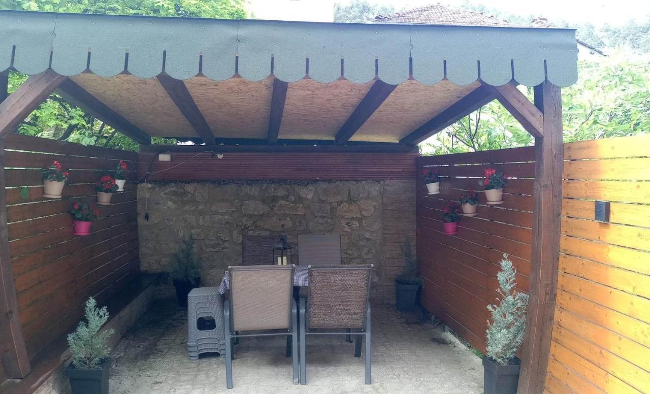 Finesi Apartments Ohrid Exterior foto